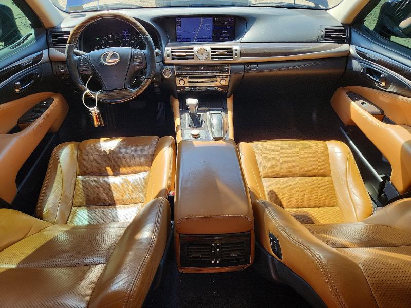 Photo 8 from auction – 2013 LEXUS LS with VIN JTHCL1EF6D5015519
