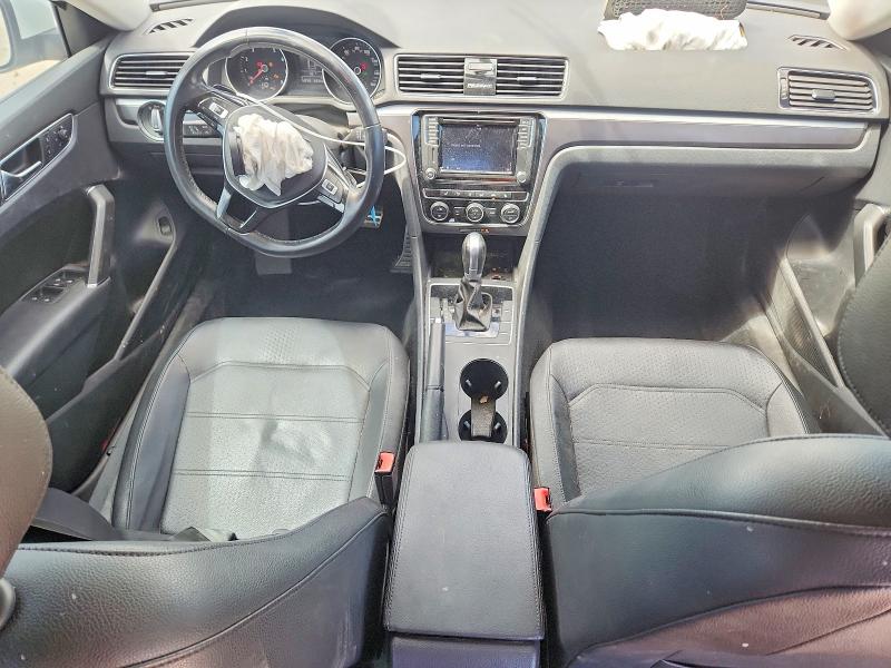 Photo 8 from auction – 2018 VOLKSWAGEN PASSAT with VIN 1VWAA7A35JC036203