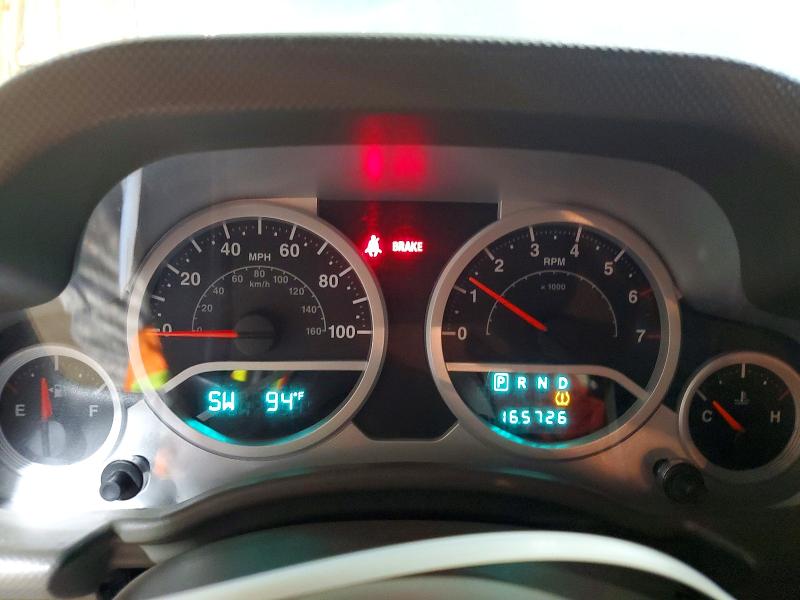 Photo 9 from auction – 2010 JEEP WRANGLER UNLIMITED with VIN 1J4HA5H11AL215472