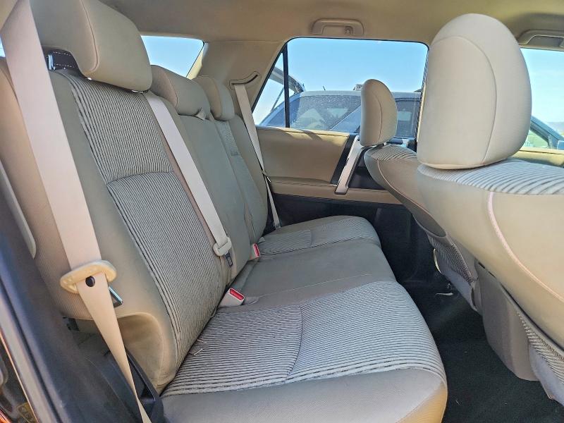 Photo 11 from auction – 2010 TOYOTA 4RUNNER with VIN JTEZU5JR1A5004659
