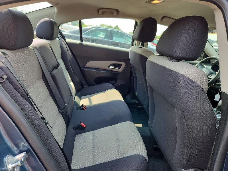 Photo 10 from auction – 2012 CHEVROLET CRUZE with VIN 1G1PC5SH7C7296001