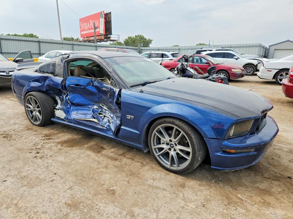Photo 4 from auction – 2006 FORD MUSTANG with VIN 1ZVFT82H265258757