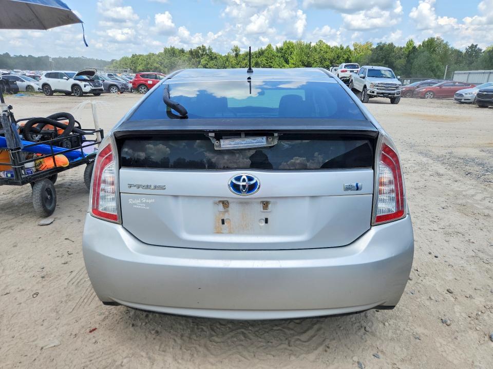 Photo 6 from auction – 2013 TOYOTA PRIUS with VIN JTDKN3DUXD1680515
