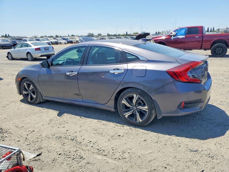 Photo 2 from auction – 2017 HONDA CIVIC with VIN 2HGFC1F92HH654326