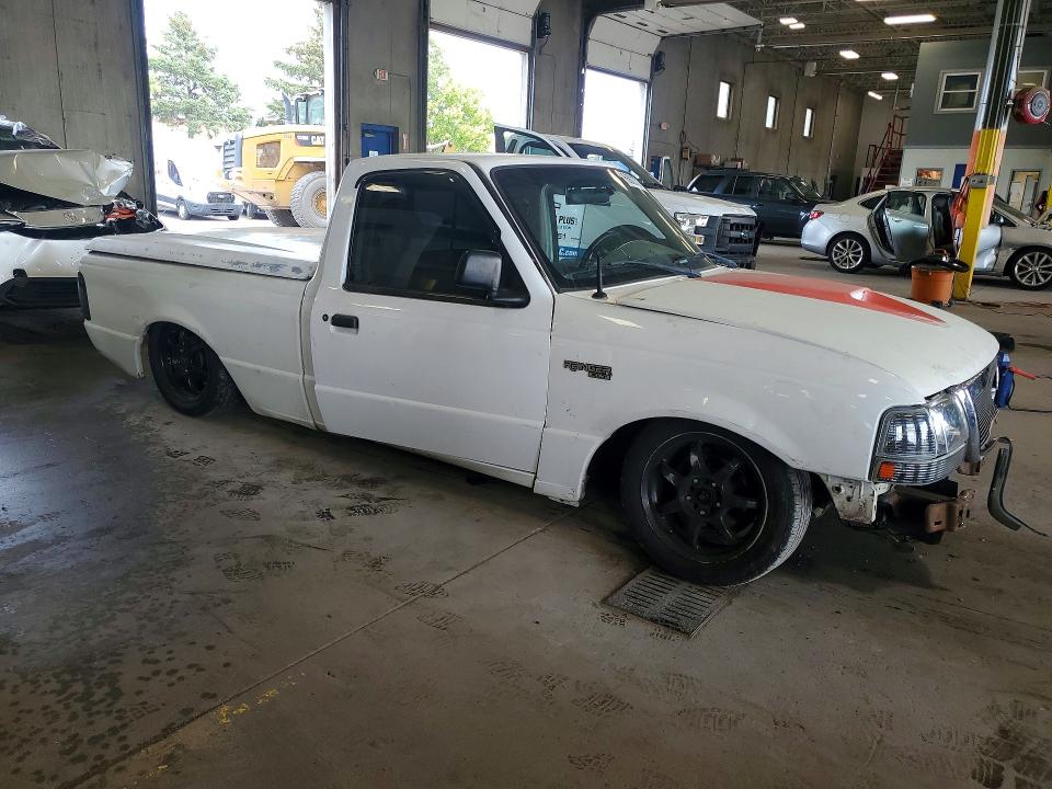 Photo 4 from auction – 1999 FORD RANGER with VIN 1FTYR10V6XUB51387