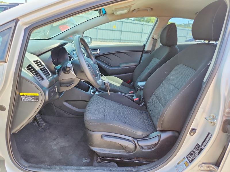 Photo 7 from auction – 2018 KIA FORTE with VIN 3KPFK4A70JE222893