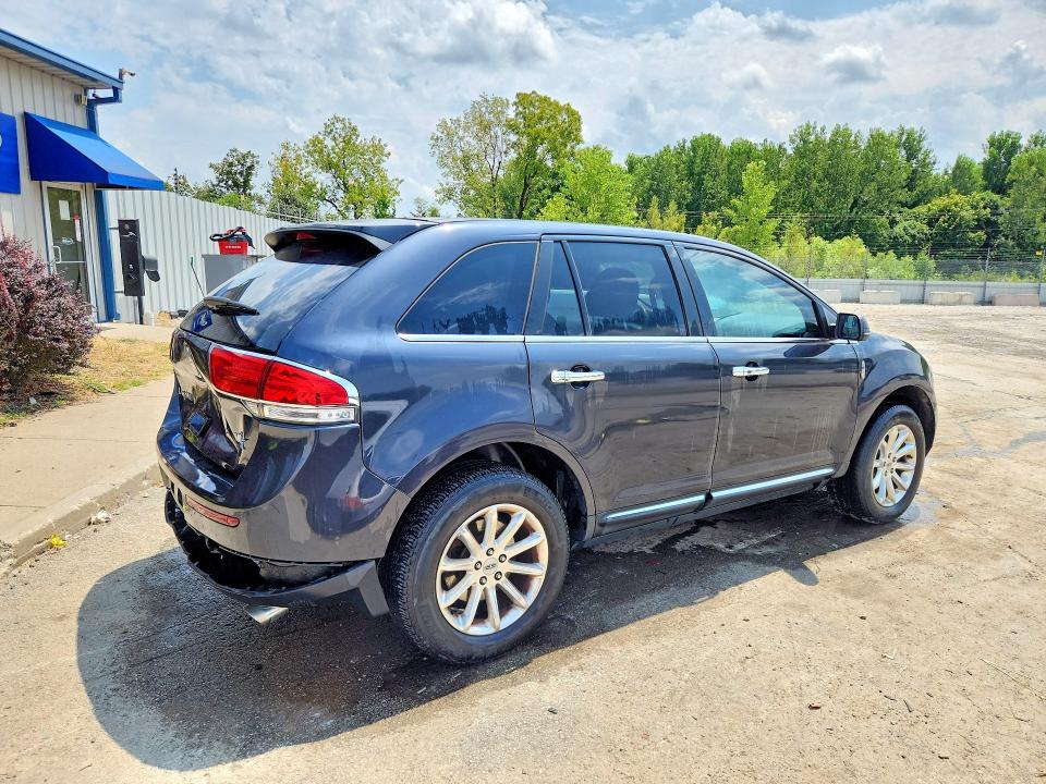 Photo 3 from auction – 2013 LINCOLN MKX with VIN 2LMDJ6JK9DBL40740