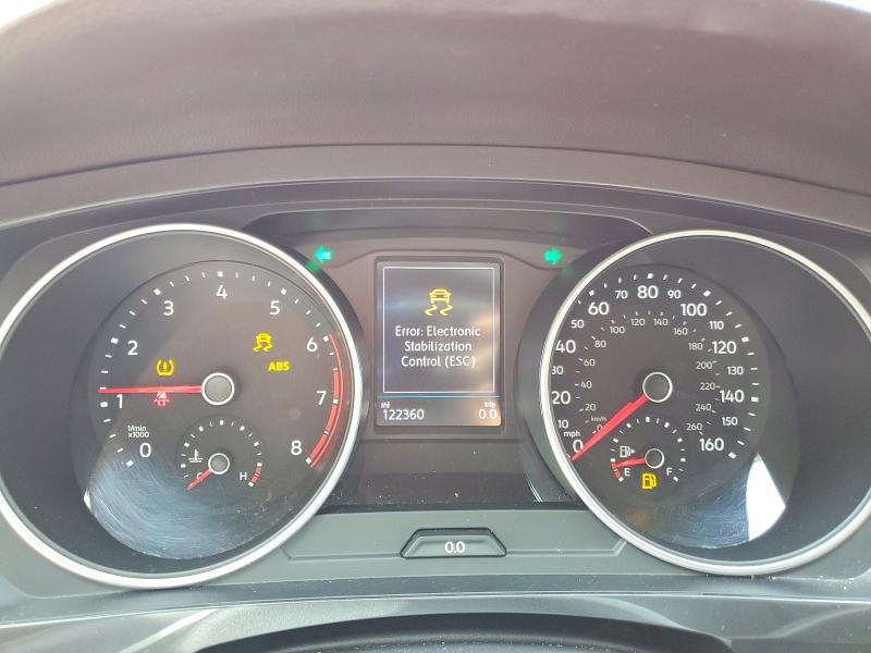 Photo 9 from auction – 2018 VOLKSWAGEN TIGUAN with VIN 3VV2B7AX2JM185062