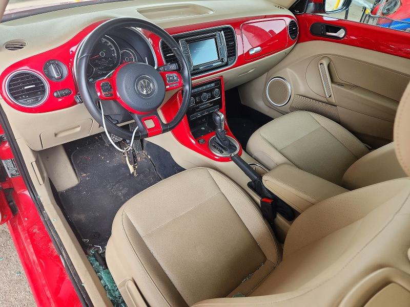 Photo 8 from auction – 2019 VOLKSWAGEN BEETLE with VIN 3VWJD7AT6KM713511