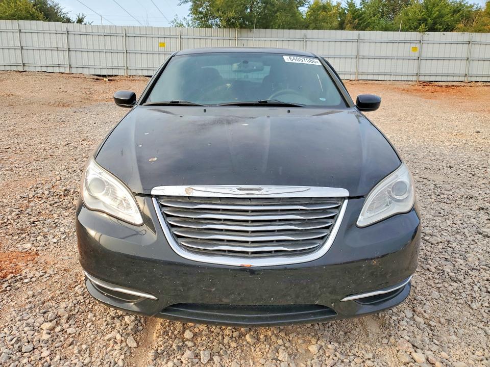Zdjęcie 5 z aukcji – 2014 CHRYSLER 200 z VIN 1C3CCBAG7EN103698