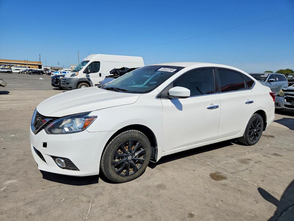 NISSAN SENTRA 2018 with VIN 3N1AB7AP7JY325192 - Photo from auction