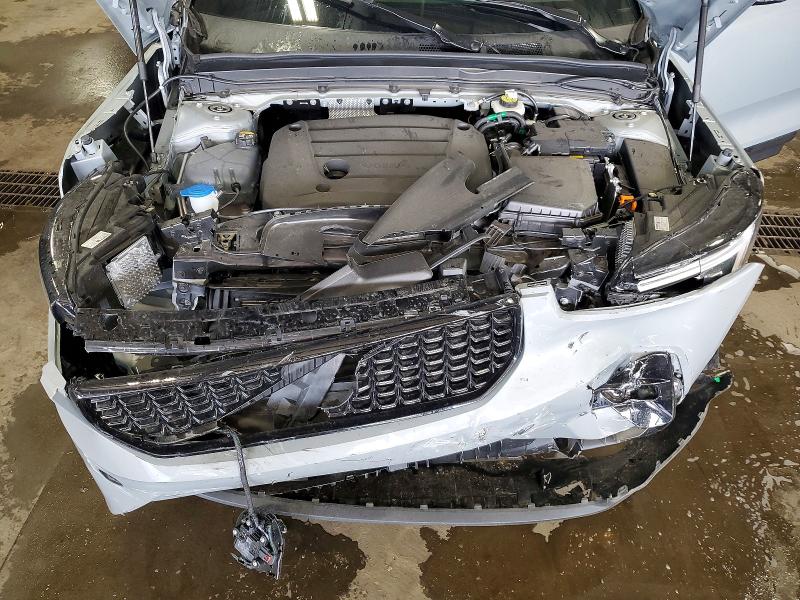 Photo 12 from auction – 2026 VOLVO XC40 with VIN YV4L12UC2T2796993