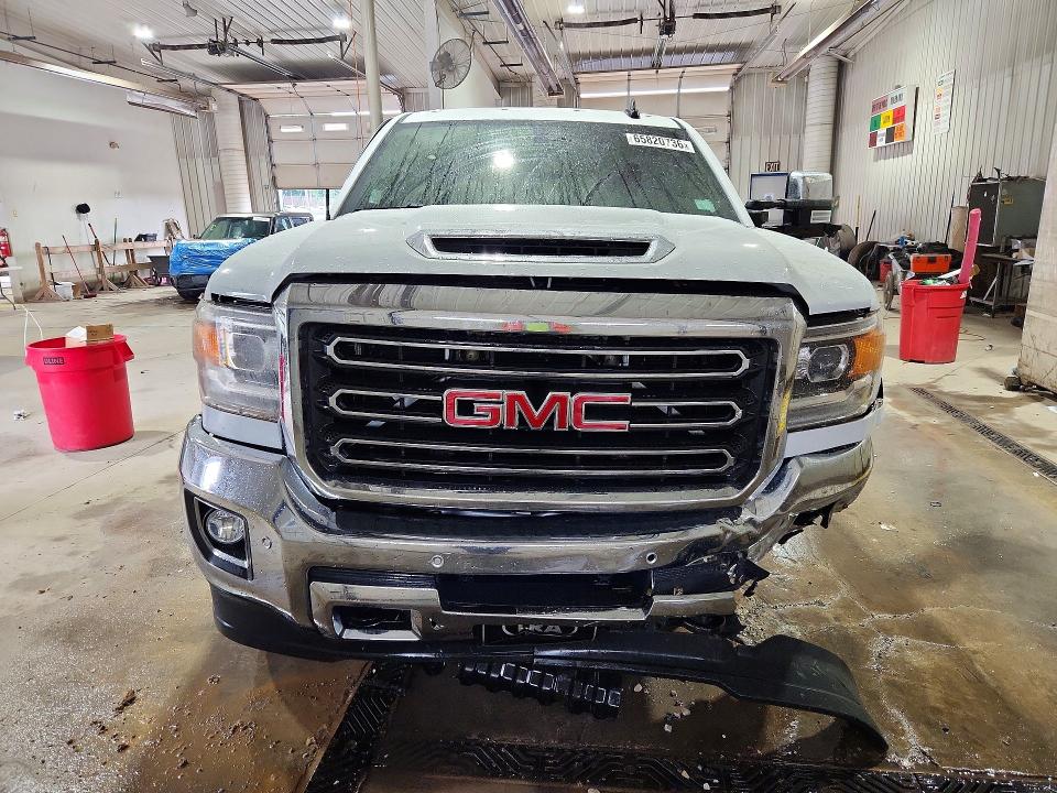 Photo 5 from auction – 2019 GMC SIERRA with VIN 1GT12REY7KF115387