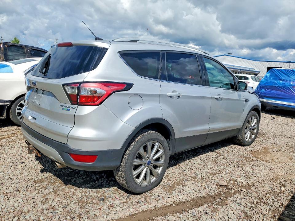Photo 3 from auction – 2017 FORD ESCAPE with VIN 1FMCU9J97HUE83148