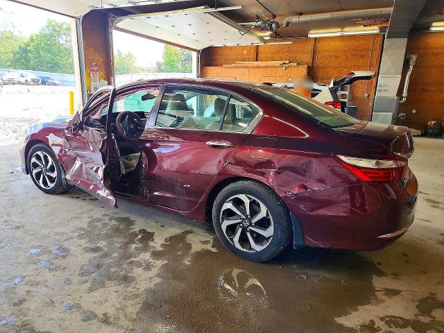 Photo 2 from auction – 2016 HONDA ACCORD with VIN 1HGCR2F86GA072760