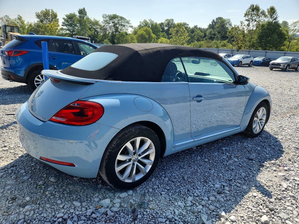 Photo 3 from auction – 2013 VOLKSWAGEN BEETLE with VIN 3VW5L7AT4DM816014