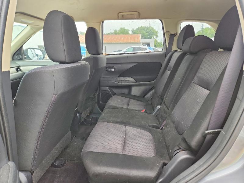 Photo 10 from auction – 2014 MITSUBISHI OUTLANDER with VIN JA4AD3A36EZ017692