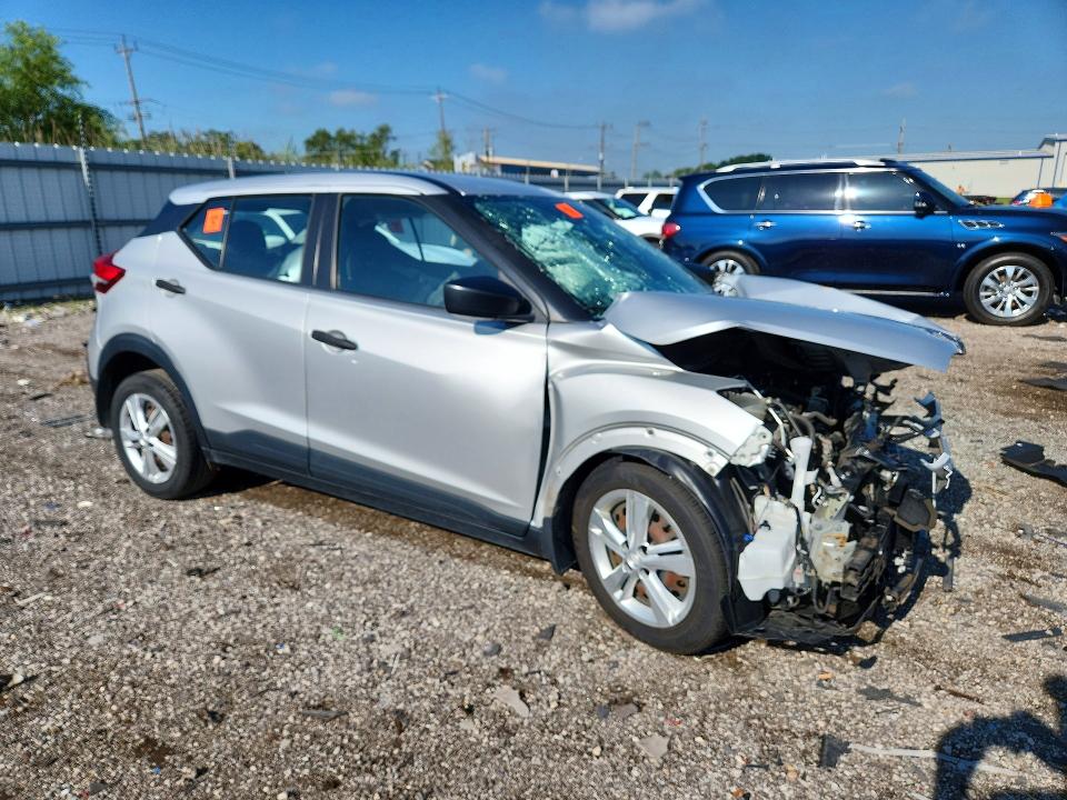 Photo 4 from auction – 2020 NISSAN KICKS with VIN 3N1CP5BV5LL556099