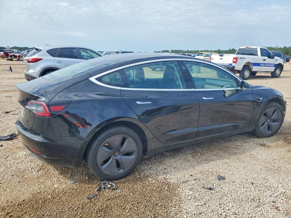 Photo 3 from auction – 2018 TESLA MODEL 3 with VIN 5YJ3E1EA0JF172117