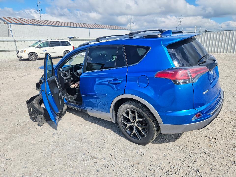 صورة رقم 2 من المزاد - 2017 TOYOTA RAV4 مع VIN 2T3JFREV9HW592873