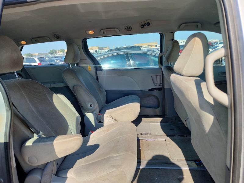Photo 11 from auction – 2014 TOYOTA SIENNA with VIN 5TDZK3DC9ES408024