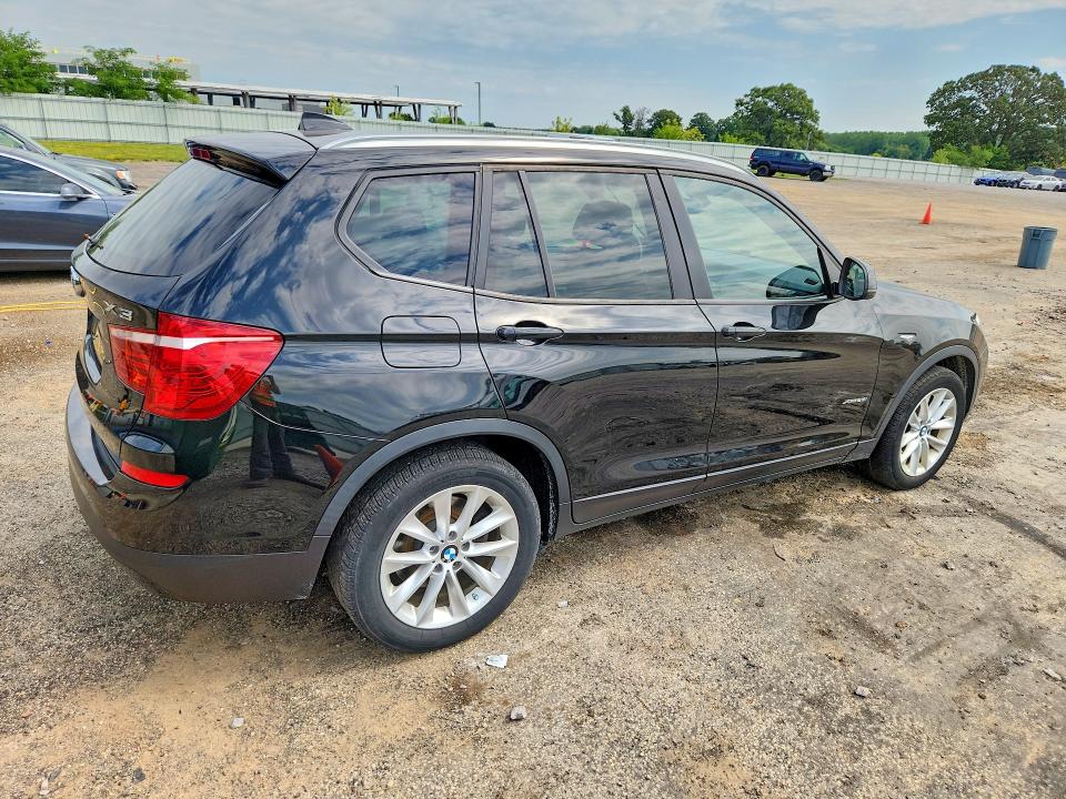 Photo 3 from auction – 2017 BMW X3 with VIN 5UXWX9C53H0T00272