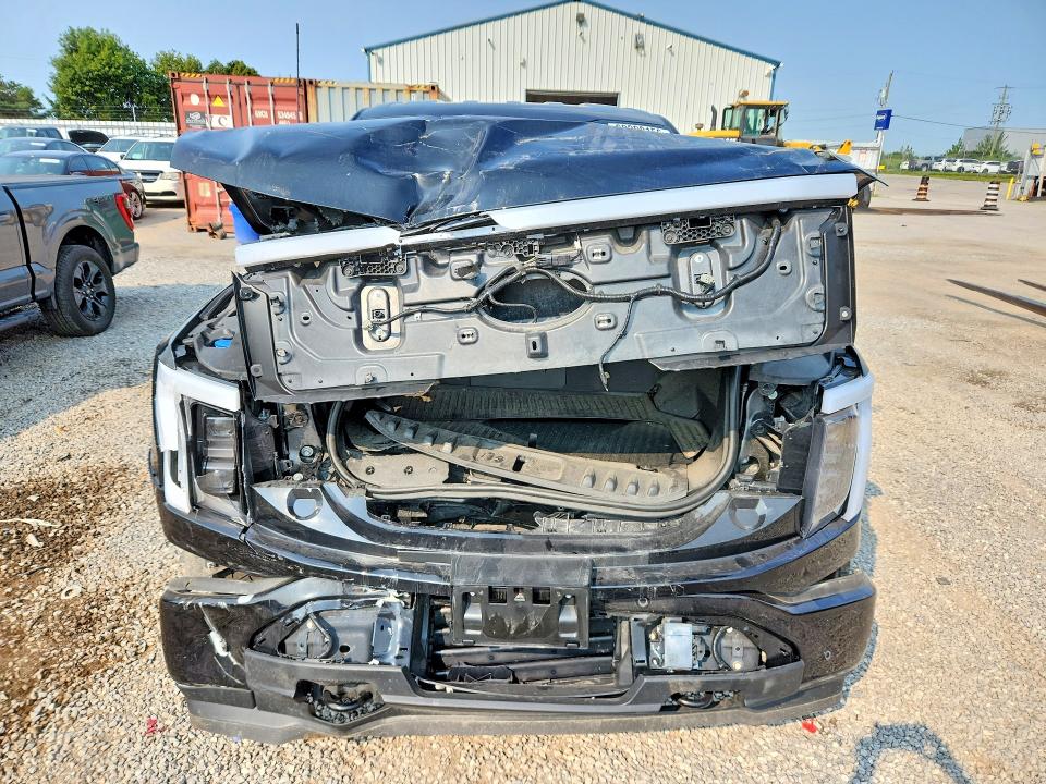 Снимка 5 от търг – 2025 FORD F150 с VIN 1FT6W3LU1SWG08246