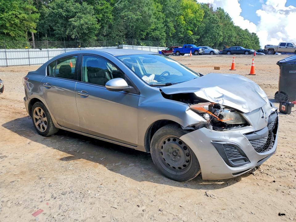 Photo 4 from auction – 2011 MAZDA 3 with VIN JM1BL1UFXB1498774