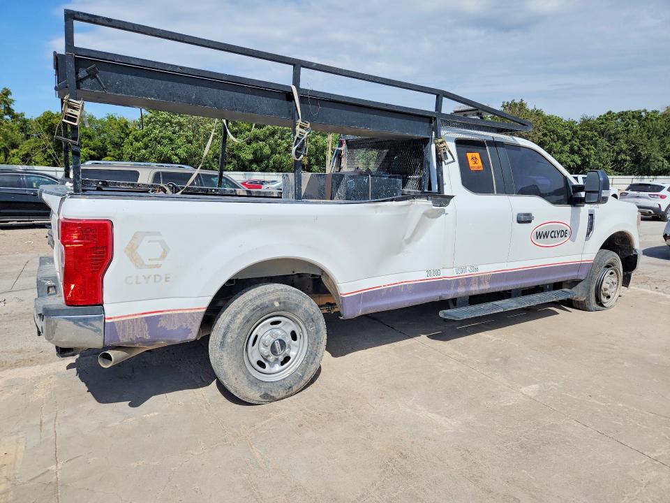 Photo 3 from auction – 2022 FORD F250 with VIN 1FT7X2B60NEF33807
