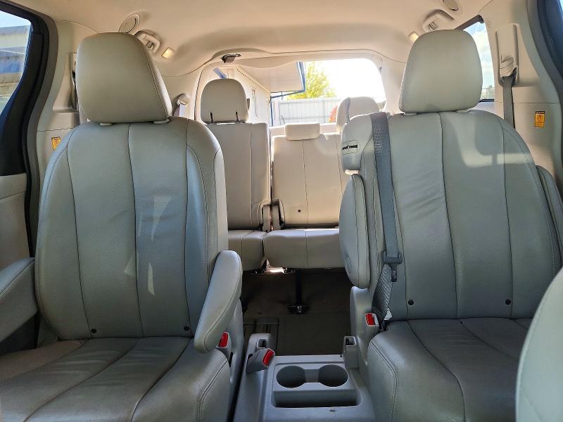 Photo 10 from auction – 2013 TOYOTA SIENNA with VIN 5TDYK3DC0DS386277