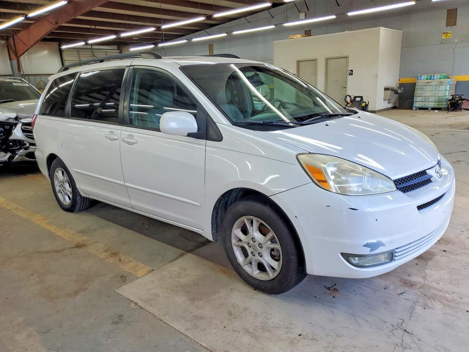 Photo 4 from auction – 2005 TOYOTA SIENNA with VIN 5TDZA22C25S235835