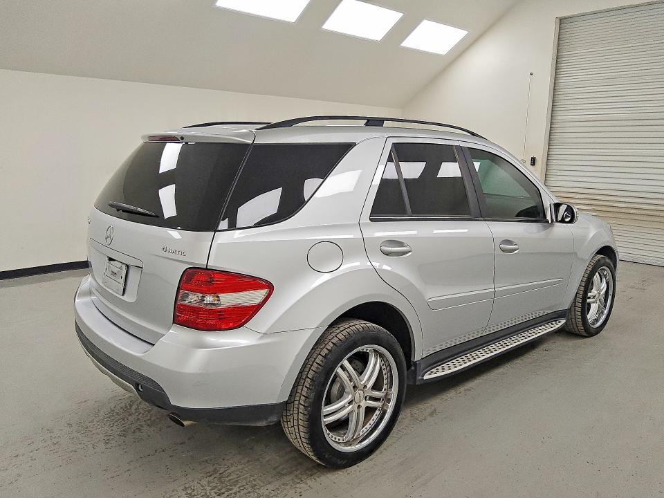 Photo 3 from auction – 2007 MERCEDES-BENZ ML with VIN 4JGBB86E77A233880