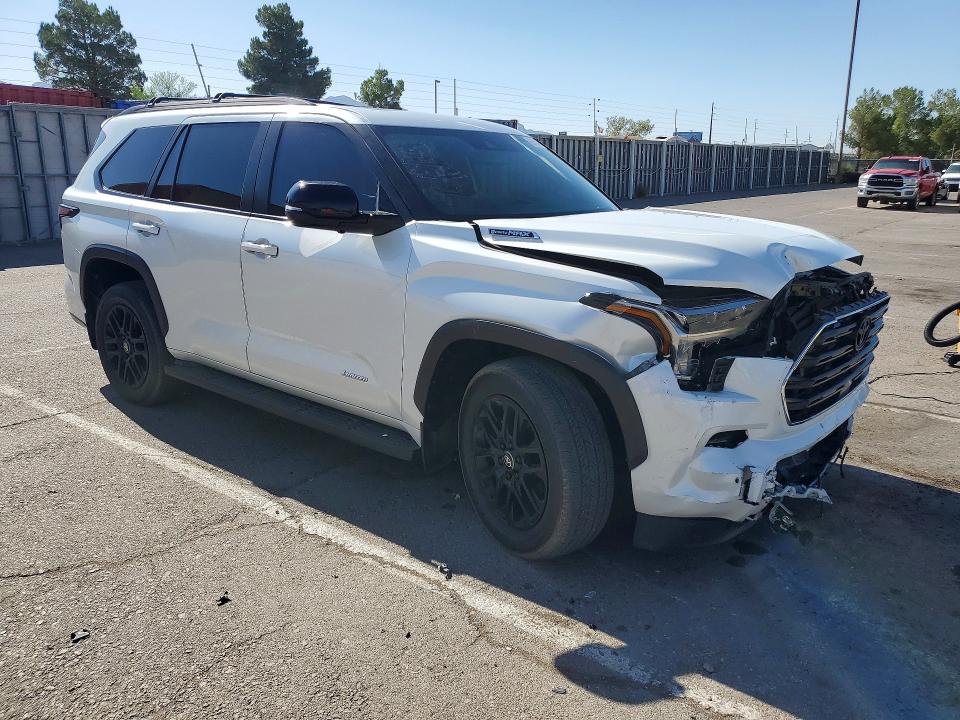 Photo 4 from auction – 2025 TOYOTA SEQUOIA with VIN 7SVAAABA3SX053028