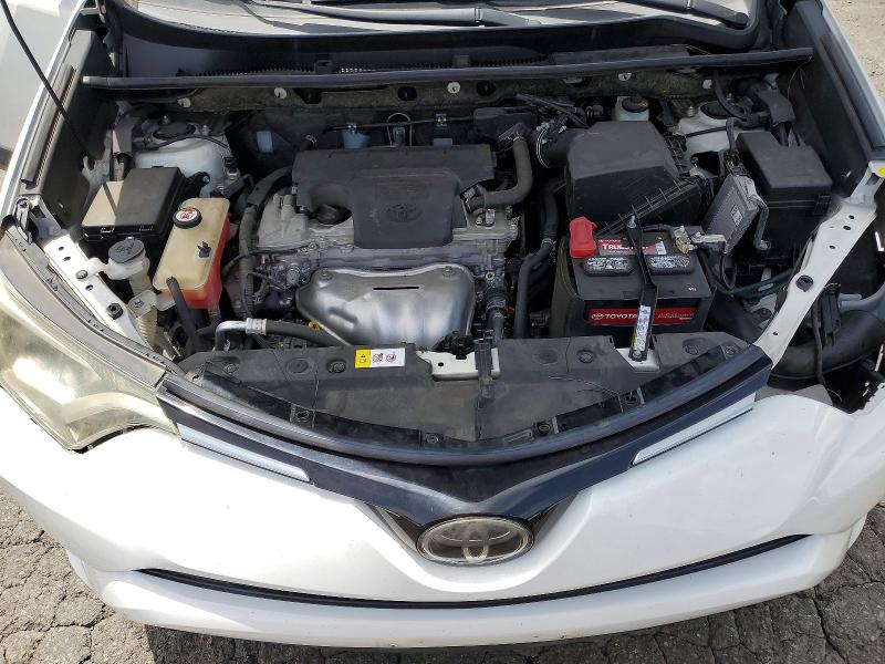 Photo 12 from auction – 2017 TOYOTA RAV4 with VIN JTMWFREV4HJ143735