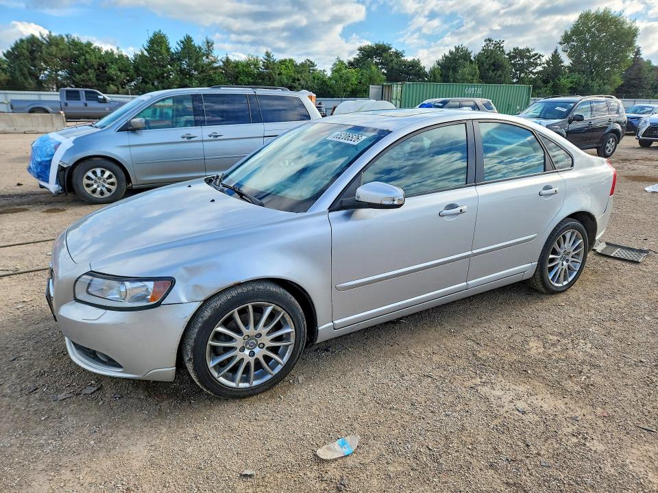 VOLVO S40 2010 with VIN YV1382MS7A2511301 - Photo from auction