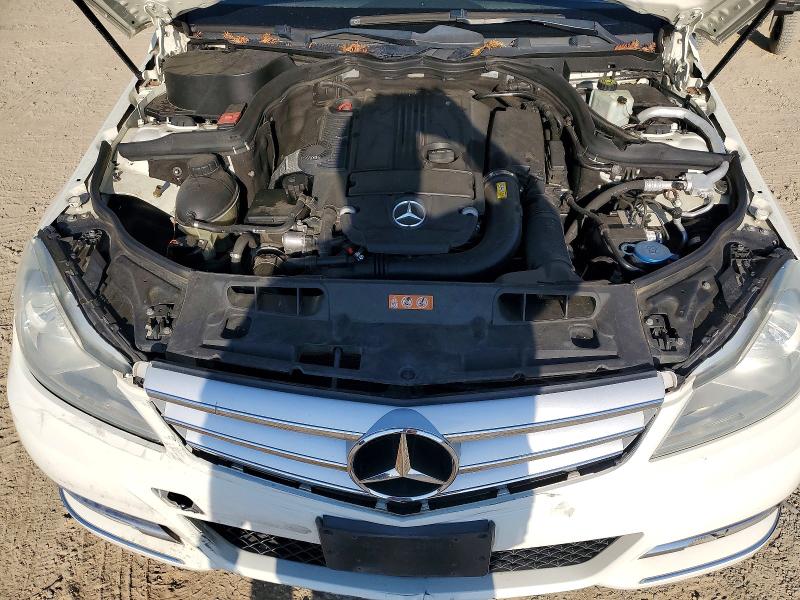 Photo 11 from auction – 2012 MERCEDES-BENZ C with VIN WDDGF4HBXCA650260