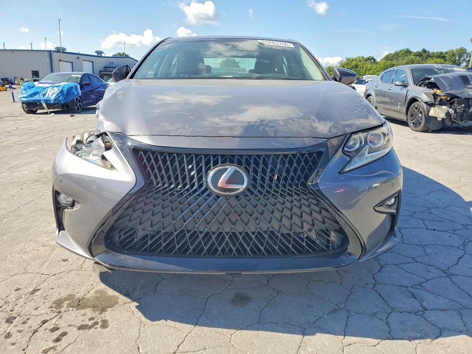 Photo 5 from auction – 2017 LEXUS ES with VIN 58ABK1GGXHU036217