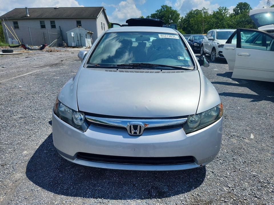 Photo 5 from auction – 2008 HONDA CIVIC with VIN 1HGFA16508L011057