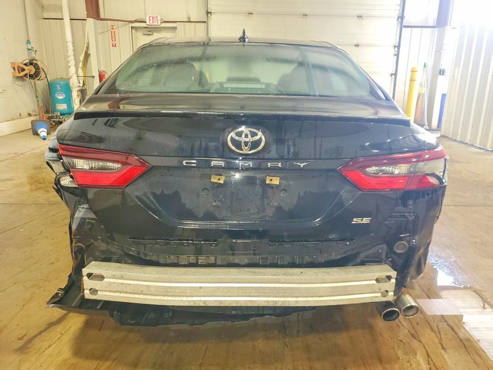 Снимка 6 от търг – 2022 TOYOTA CAMRY с VIN 4T1G11AK3NU711155