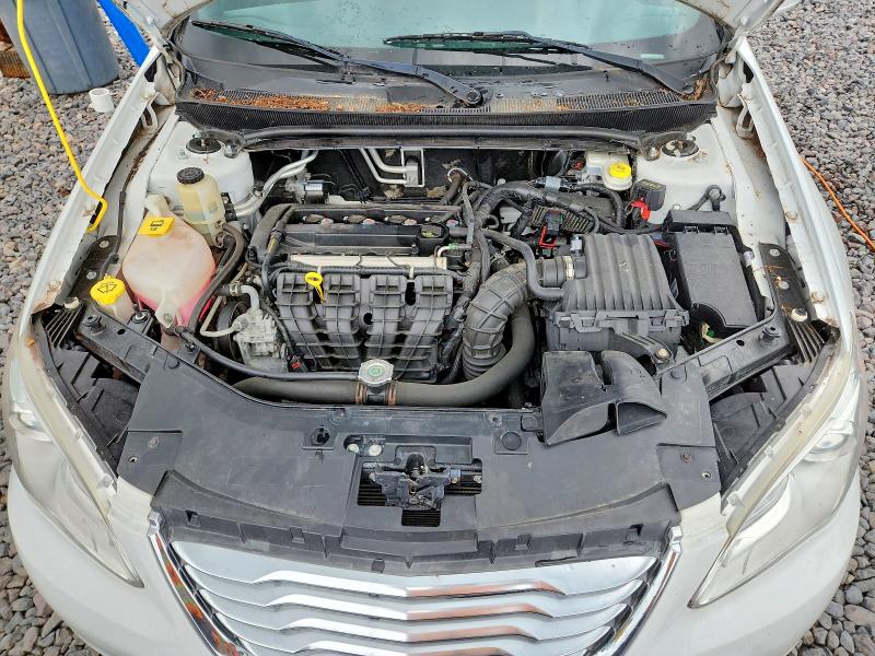 Photo 11 from auction – 2013 CHRYSLER 200 with VIN 1C3CCBBB7DN577801