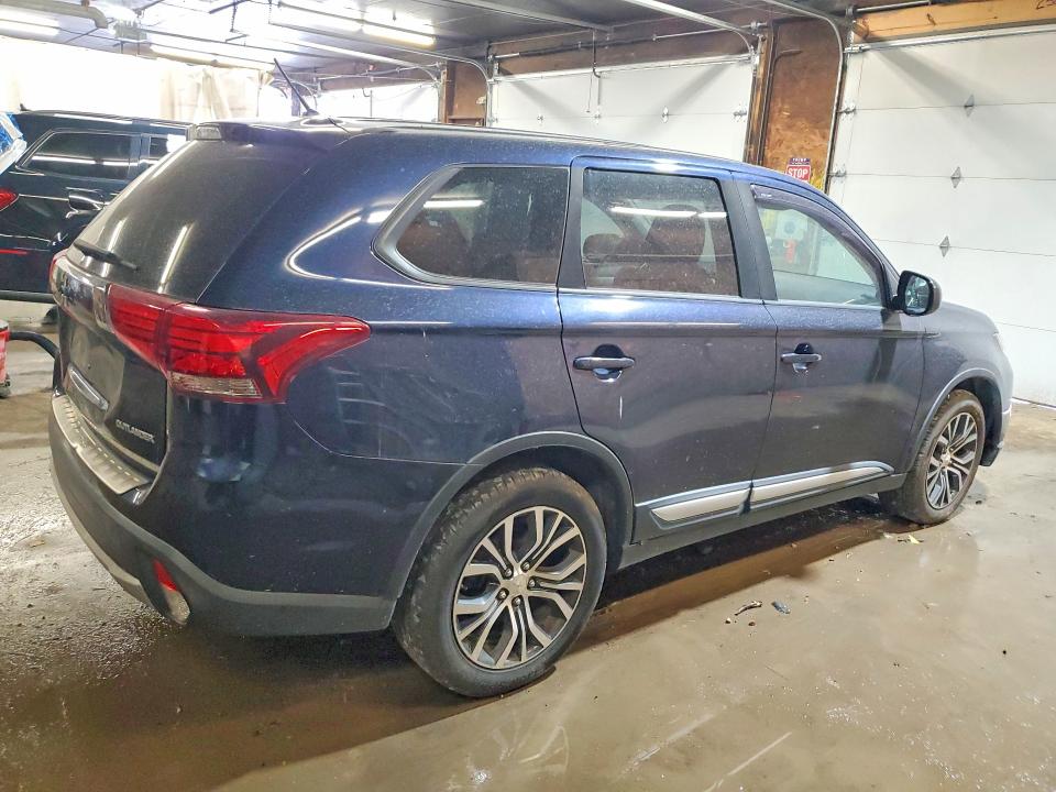 Photo 3 from auction – 2016 MITSUBISHI OUTLANDER with VIN JA4AZ3A36GZ038076