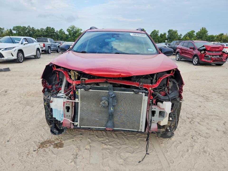 Photo 5 from auction – 2017 TOYOTA RAV4 with VIN JTMZFREV4HJ127399