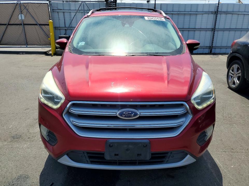 Photo 5 from auction – 2017 FORD ESCAPE with VIN 1FMCU0J96HUB89865
