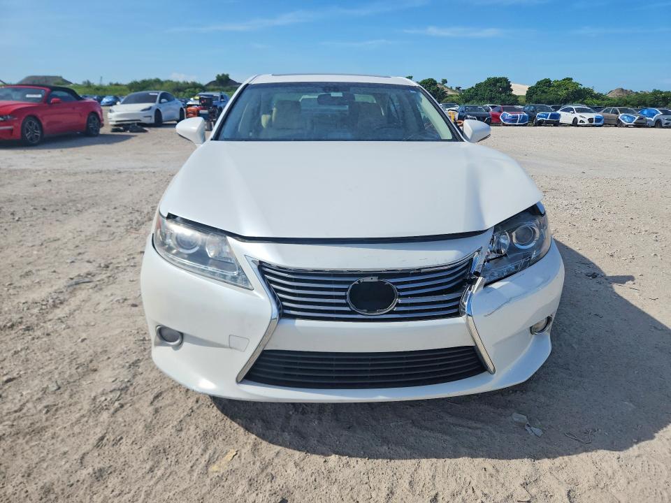 Foto 5 de la subasta – 2013 LEXUS ES con VIN JTHBK1GG1D2081997