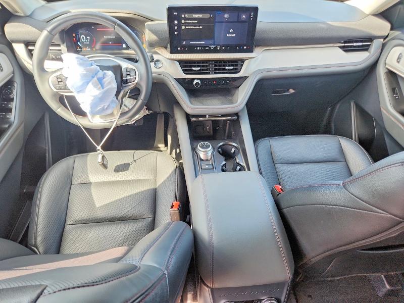 Снимка 8 от търг – 2025 FORD EXPLORER с VIN 1FMUK8DH2SGB72501