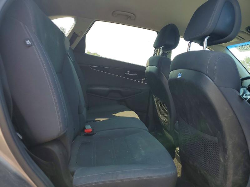 Photo 11 from auction – 2016 KIA SORENTO with VIN 5XYPGDA30GG059984