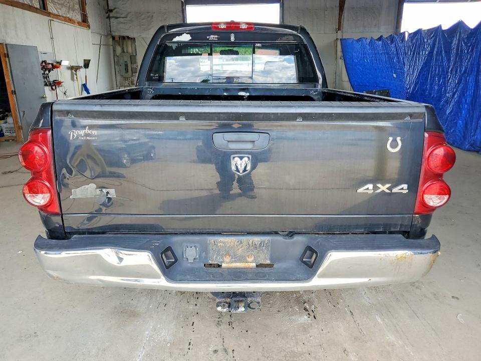 صورة رقم 6 من المزاد - 2008 DODGE RAM 1500 مع VIN 1D7HU18258S576367