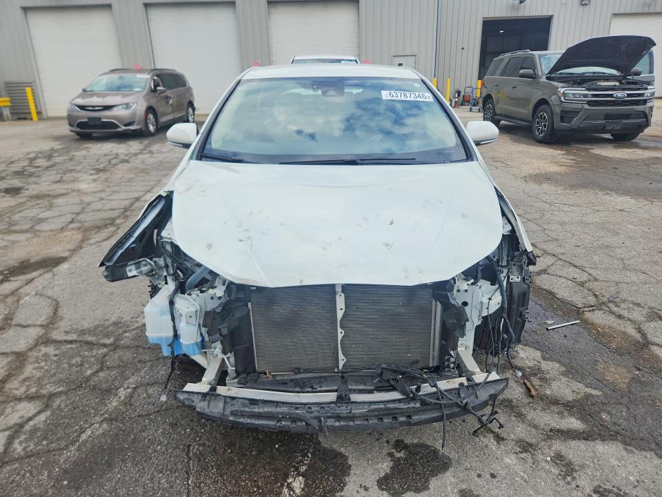 Photo 5 from auction – 2017 TOYOTA PRIUS with VIN JTDKARFU0H3531147