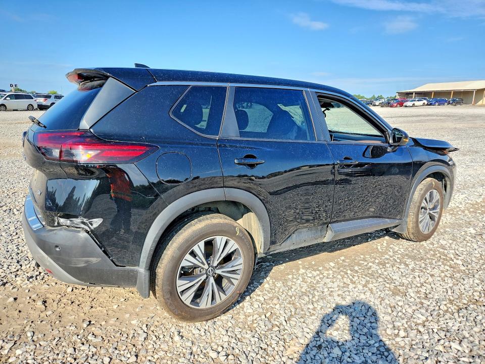 Photo 3 from auction – 2022 NISSAN ROGUE with VIN 5N1BT3BAXNC671832