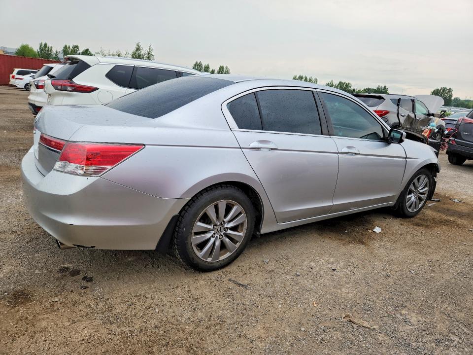 Photo 3 from auction – 2011 HONDA ACCORD with VIN 1HGCP2F83BA804678